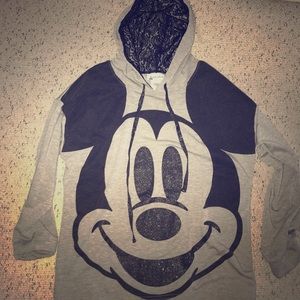 Pullover sweatshirt with hood